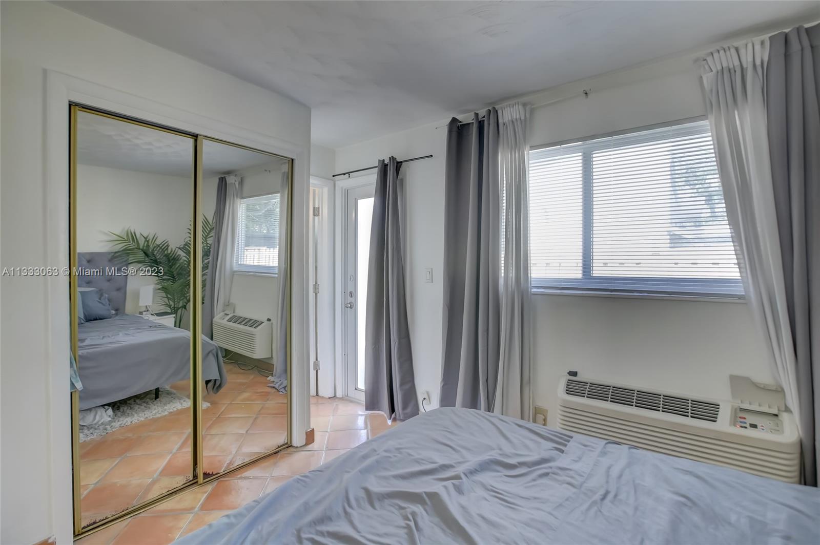 See details / sq. ft. $ 2023-01-25 0 Photo