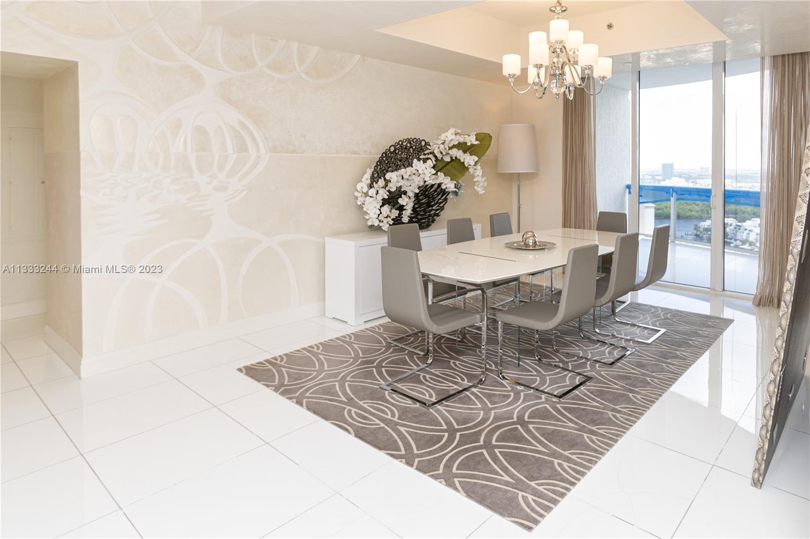 See details 2606 3 / 4 2558 sq. ft. $ 2023-01-25 0 Photo