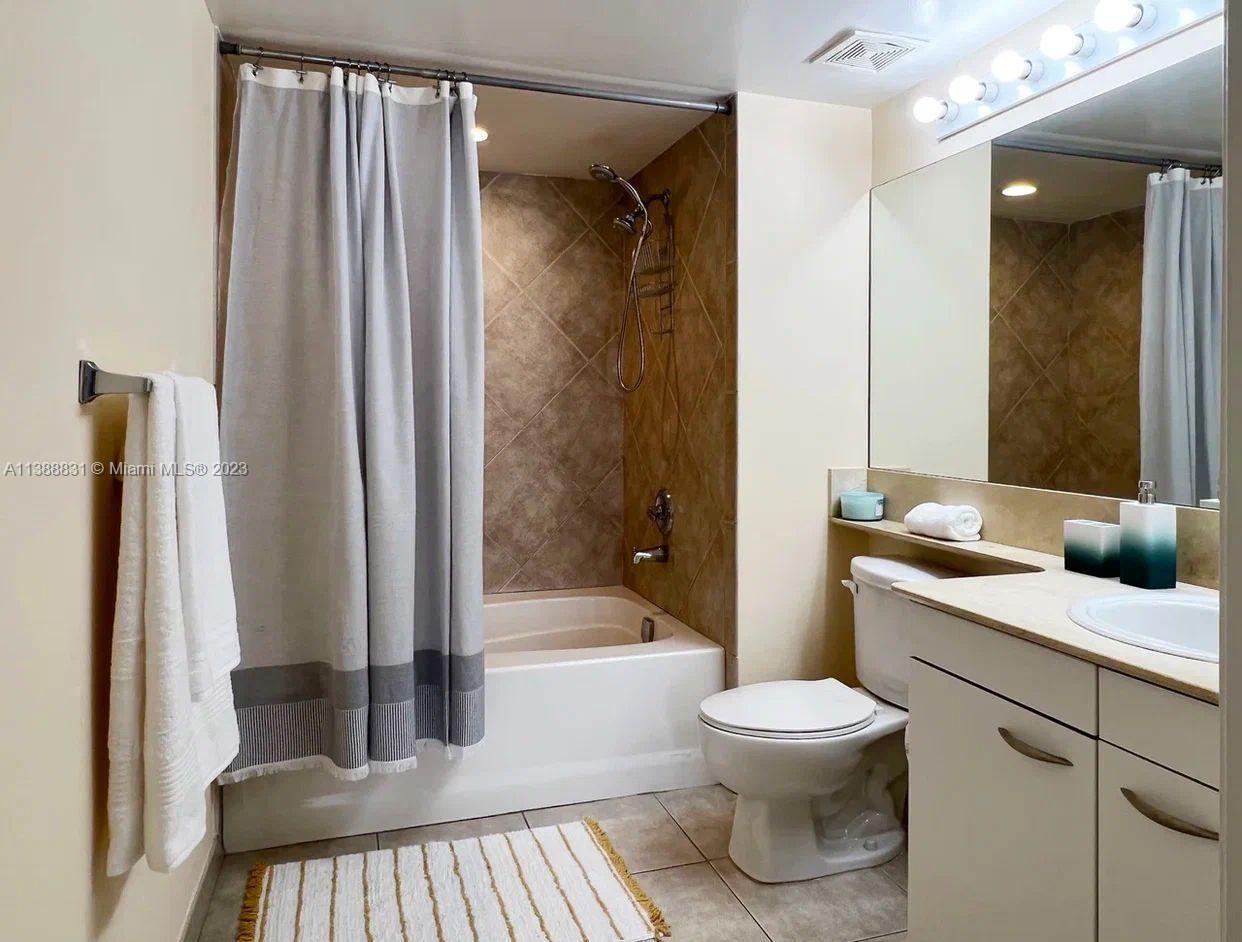 Photo of 2080 Ocean Dr #806, Hallandale Beach, Florida, 33009 -