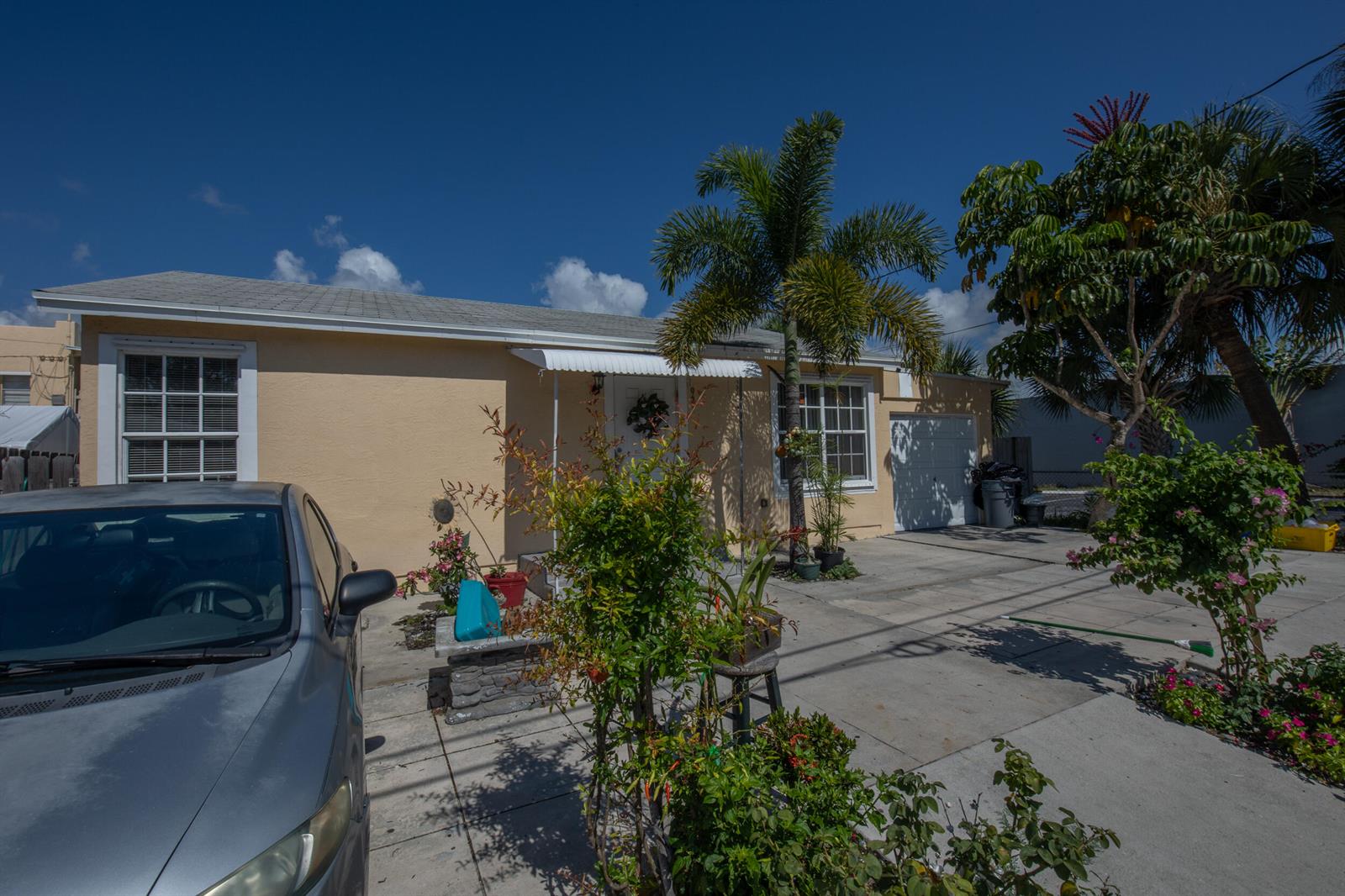 Ver detalles / 2 sq. ft. $ 2026-05-18 0 foto