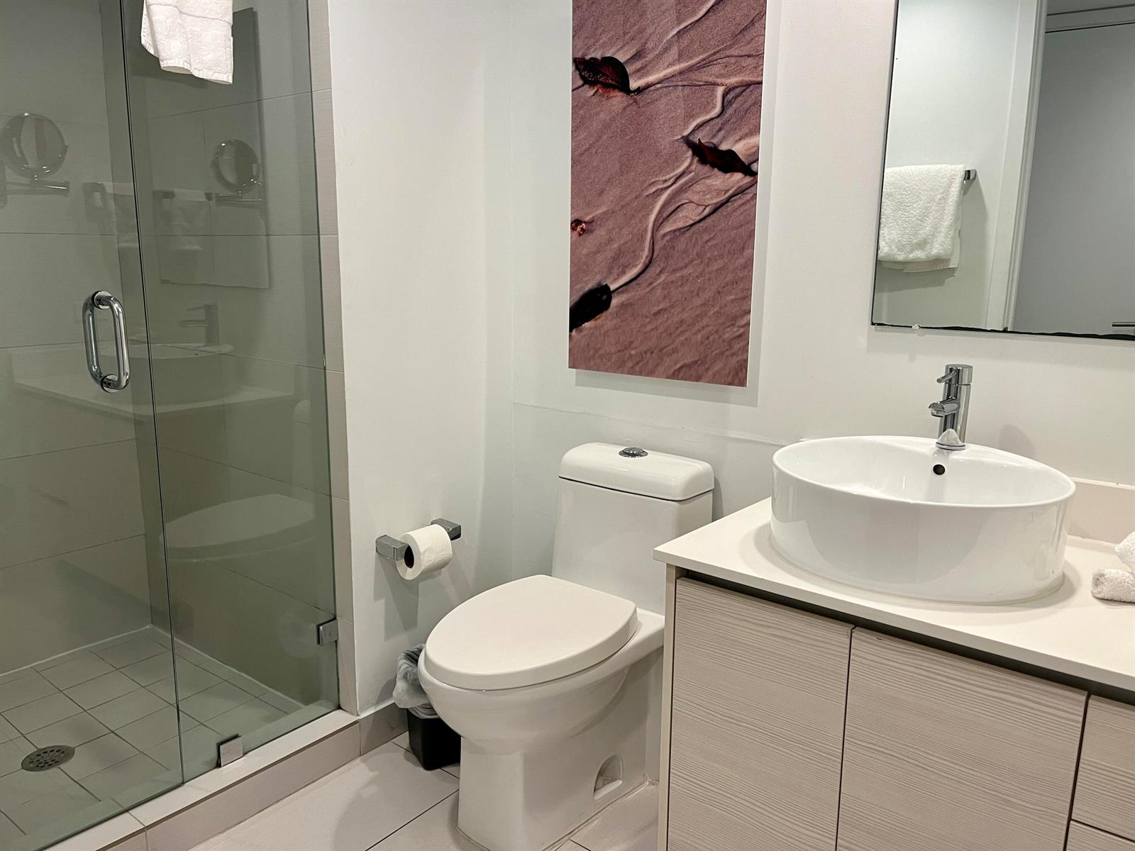 Photo of 2602 Hallandale Beach  #R308, Hallandale Beach, Florida, 33009 - 29. Bathroom B 01