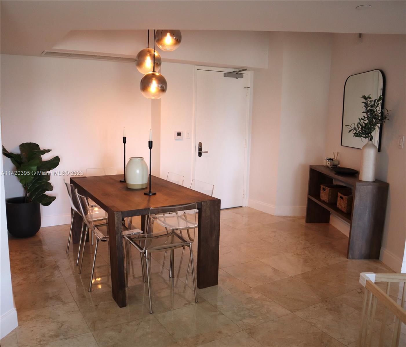 Dining Area &amp; Entry