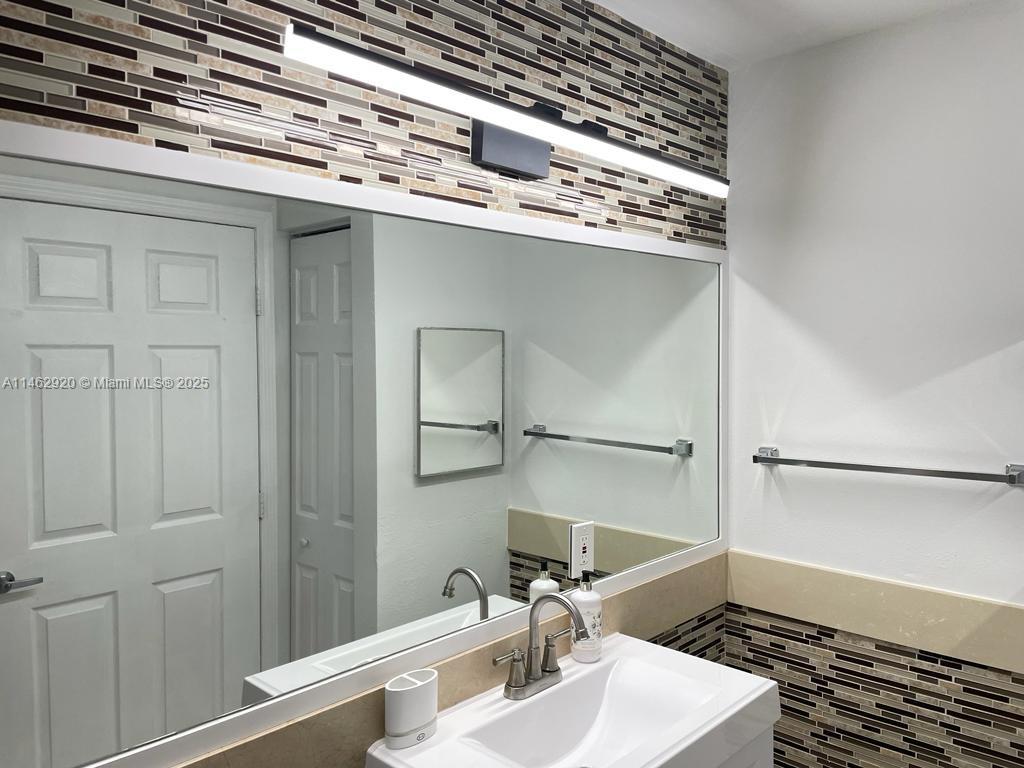 Photo of 2069 Ocean Dr #TH12, Hallandale Beach, Florida, 33009 -