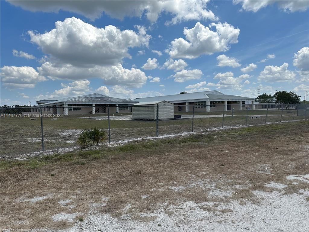 Ver detalles / sq. ft. $ 2023-11-16 0 foto