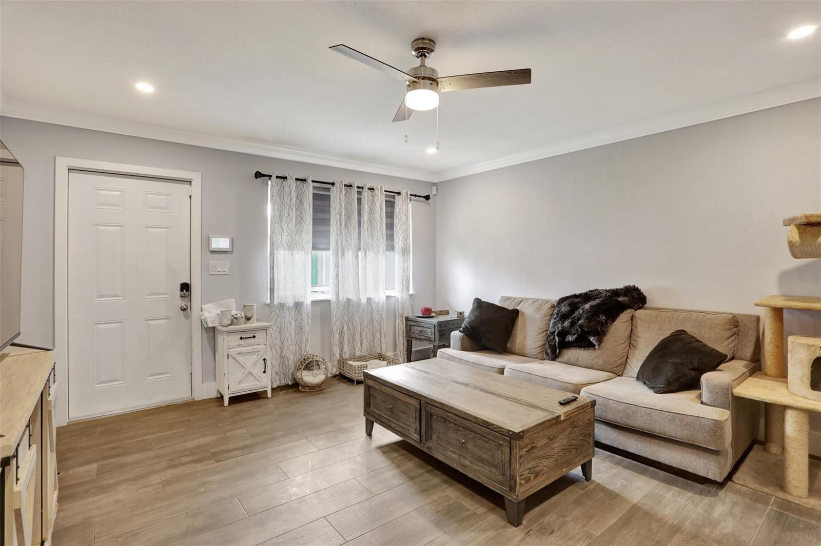   / 0 1638 sq. ft. $ 2025-08-14 0 foto