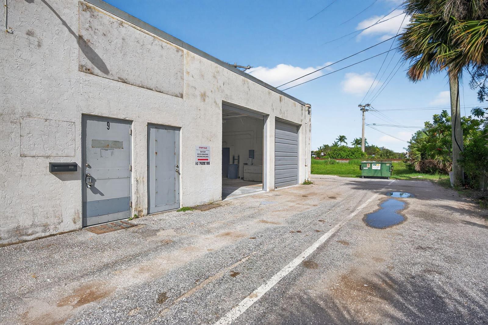 See details 5,6,7,8,9 / 5 sq. ft. $ 2025-10-08 0 Photo