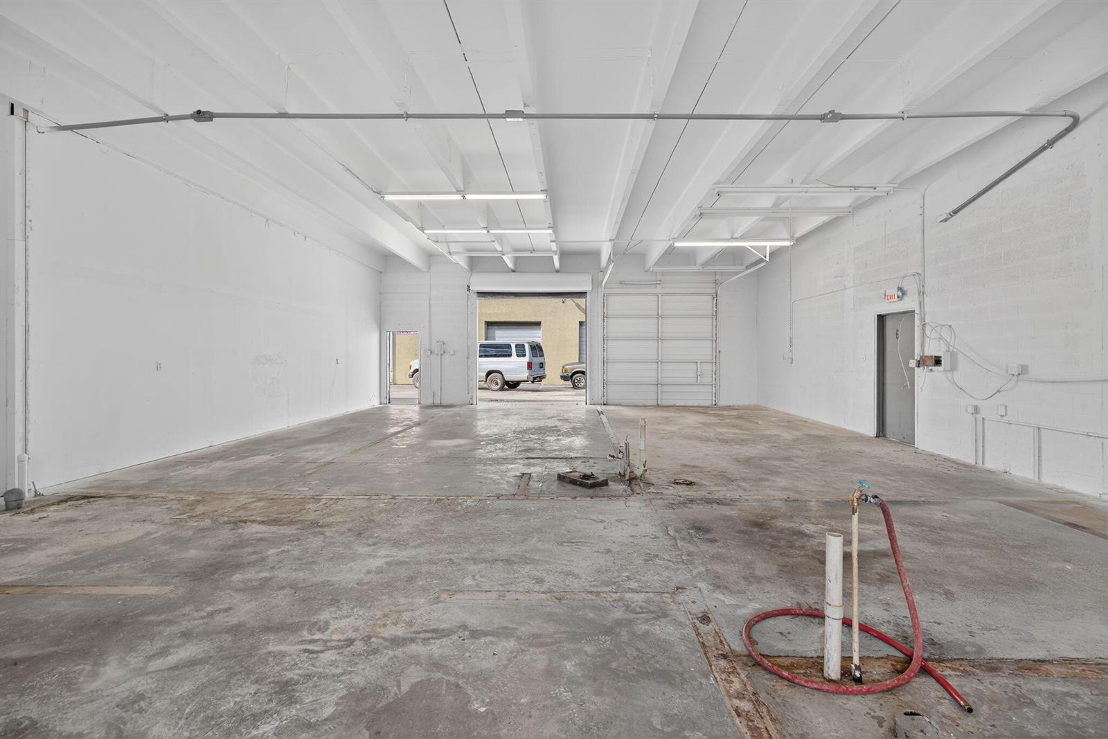 See details 5,6,7,8,9 / 5 sq. ft. $ 2025-10-08 0 Photo