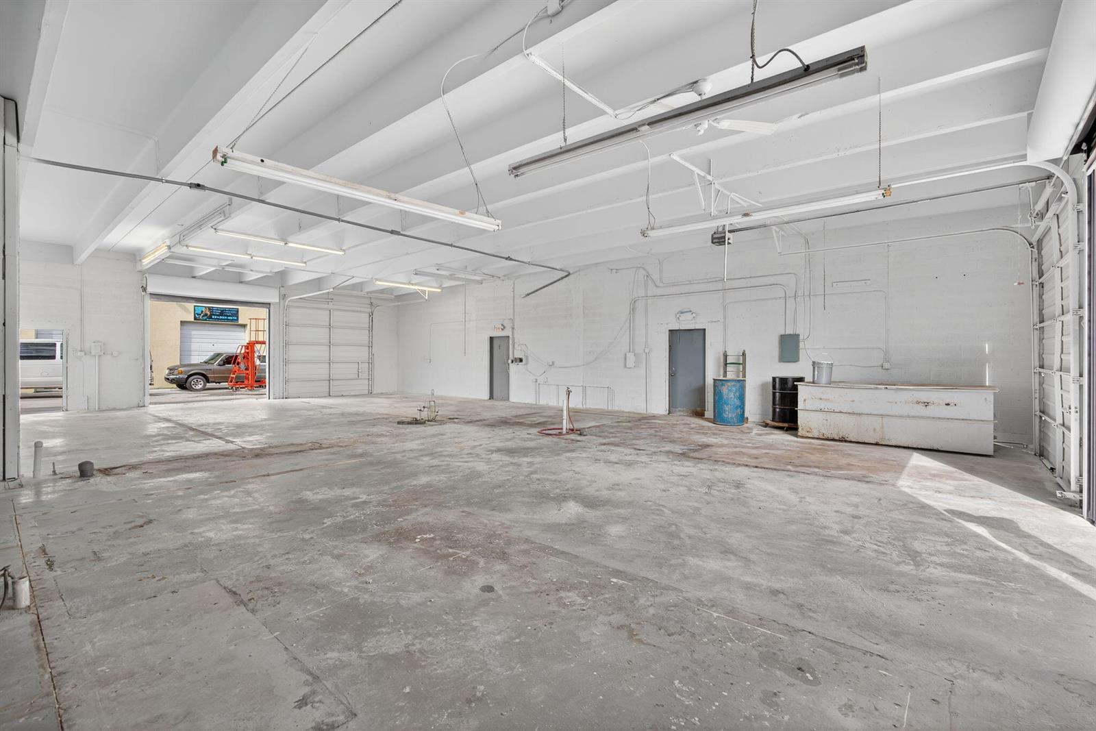 See details 5,6,7,8,9 / 5 sq. ft. $ 2025-10-08 0 Photo