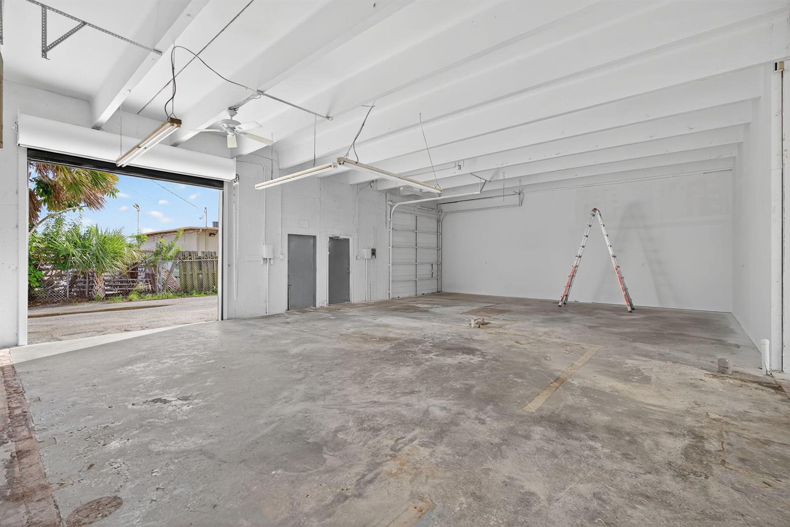 See details 5,6,7,8,9 / 5 sq. ft. $ 2025-10-08 0 Photo