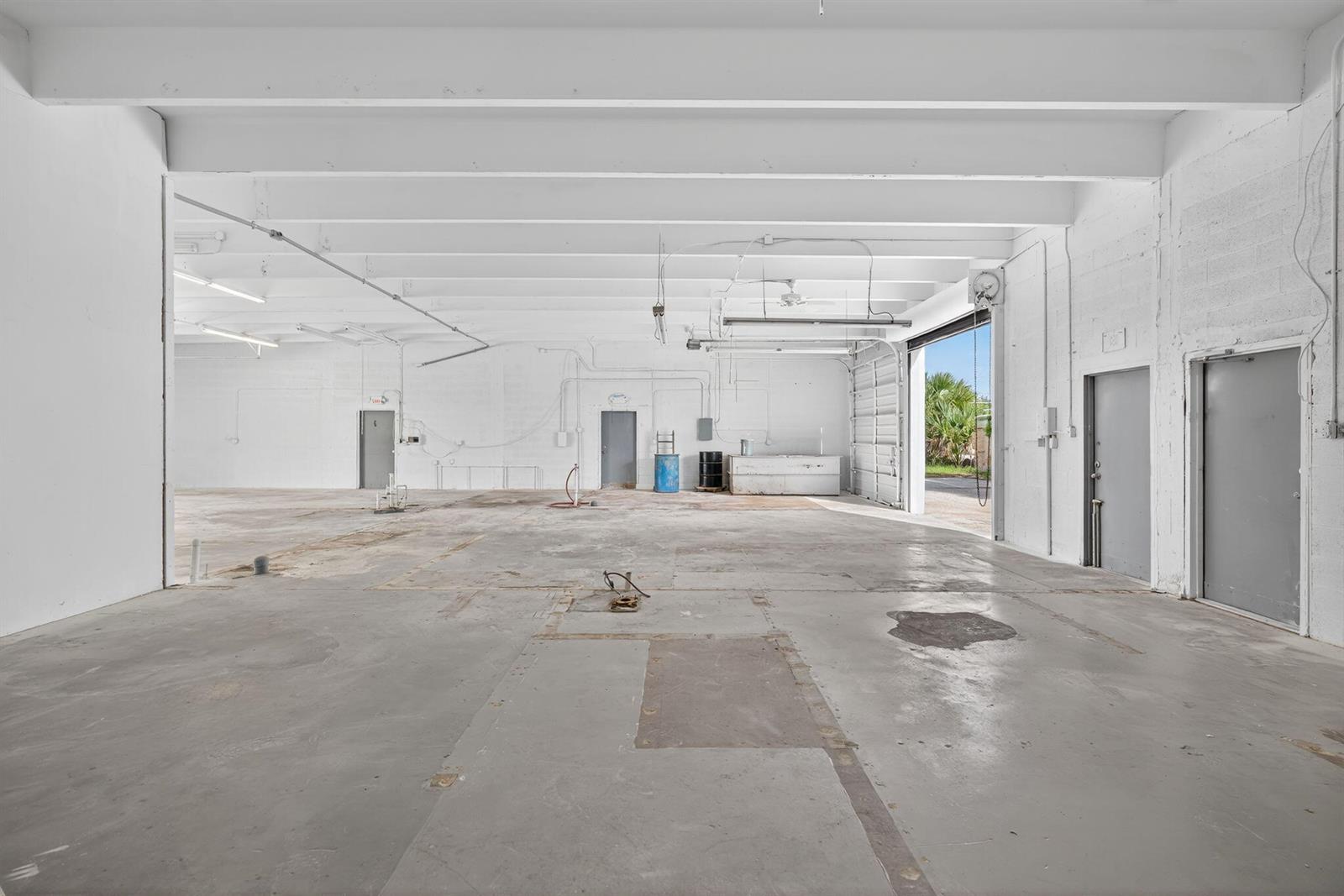 See details 5,6,7,8,9 / 5 sq. ft. $ 2025-10-08 0 Photo