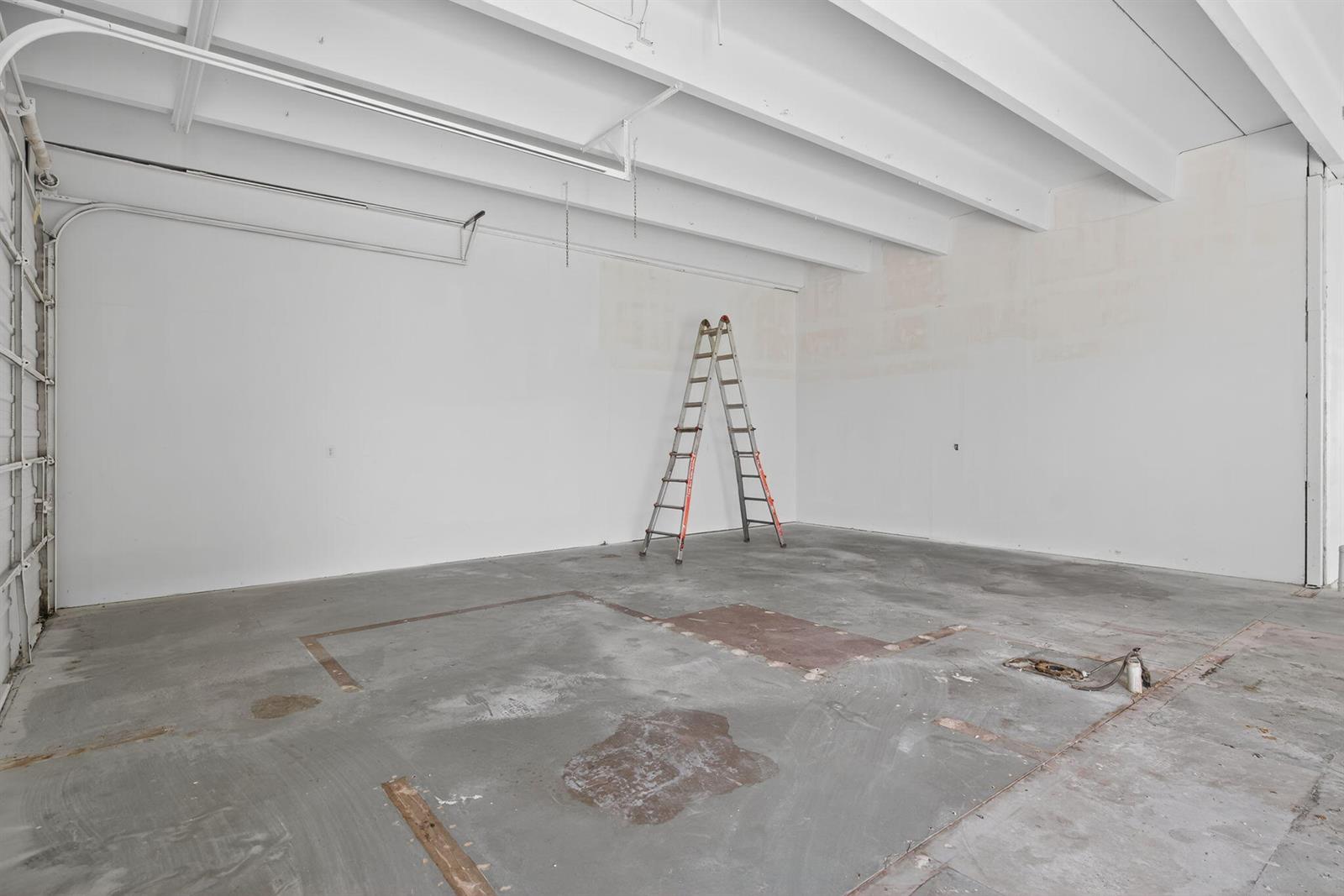 See details 5,6,7,8,9 / 5 sq. ft. $ 2025-10-08 0 Photo