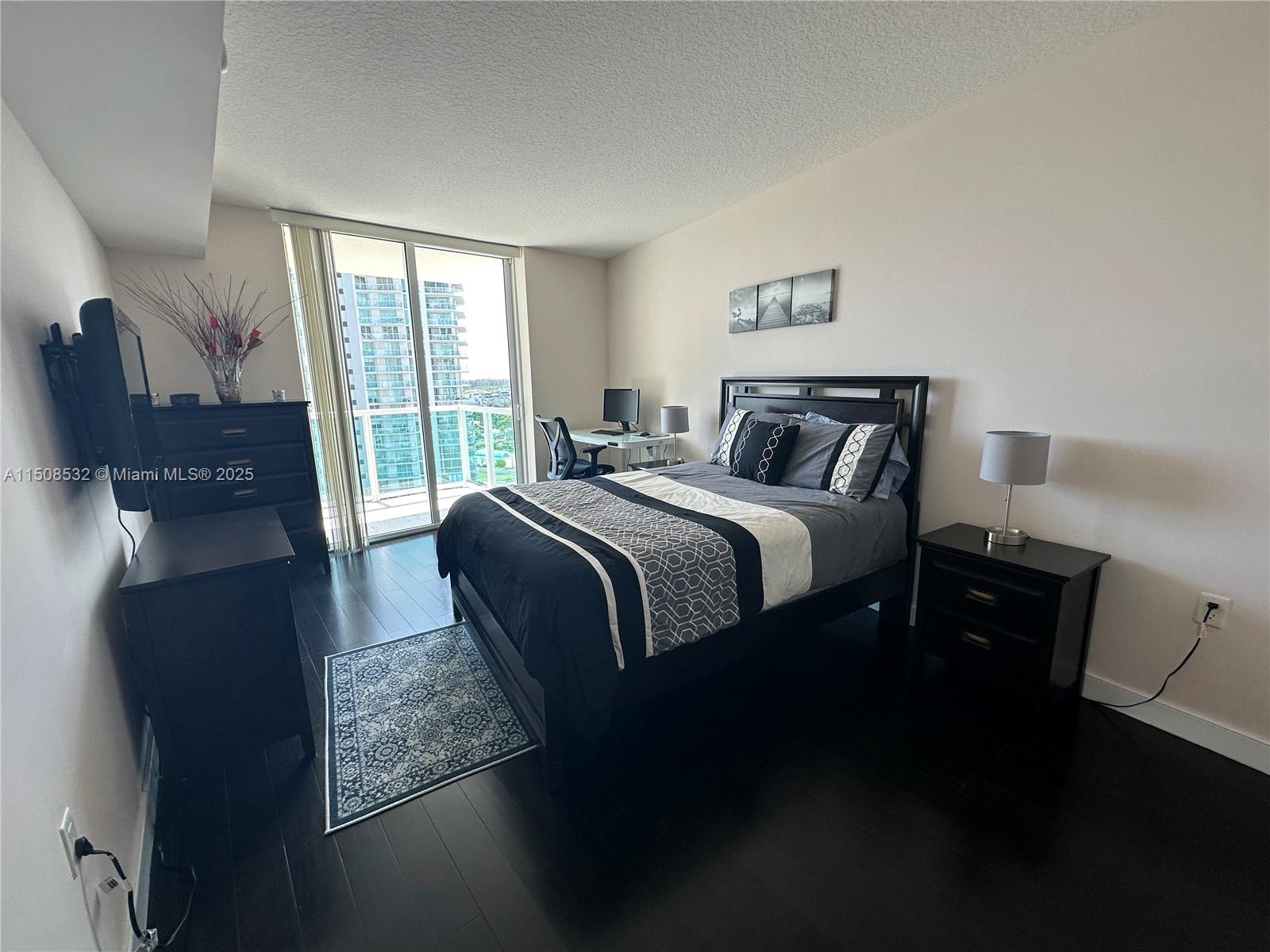 Photo of    #1-1105, Sunny Isles Beach, Florida, 33160 - 3RD BEDROOM W/DESK
