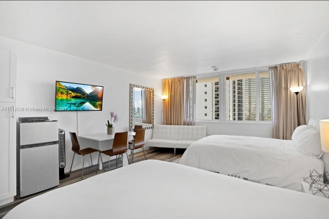 Photo of 19201 Collins Ave,  #1143, Sunny Isles Beach, Florida, 33160 - 