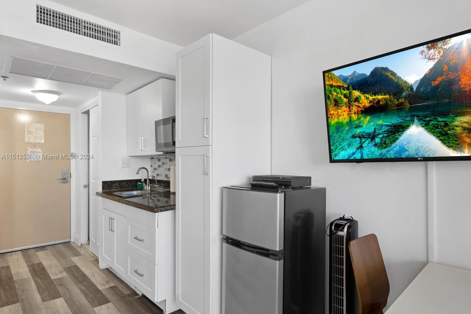 Photo of 19201 Collins Ave,  #1143, Sunny Isles Beach, Florida, 33160 - 