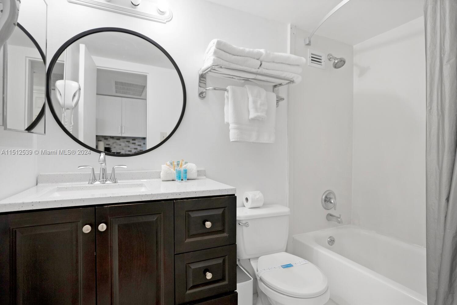 Photo of 19201 Collins Ave,  #1143, Sunny Isles Beach, Florida, 33160 - 