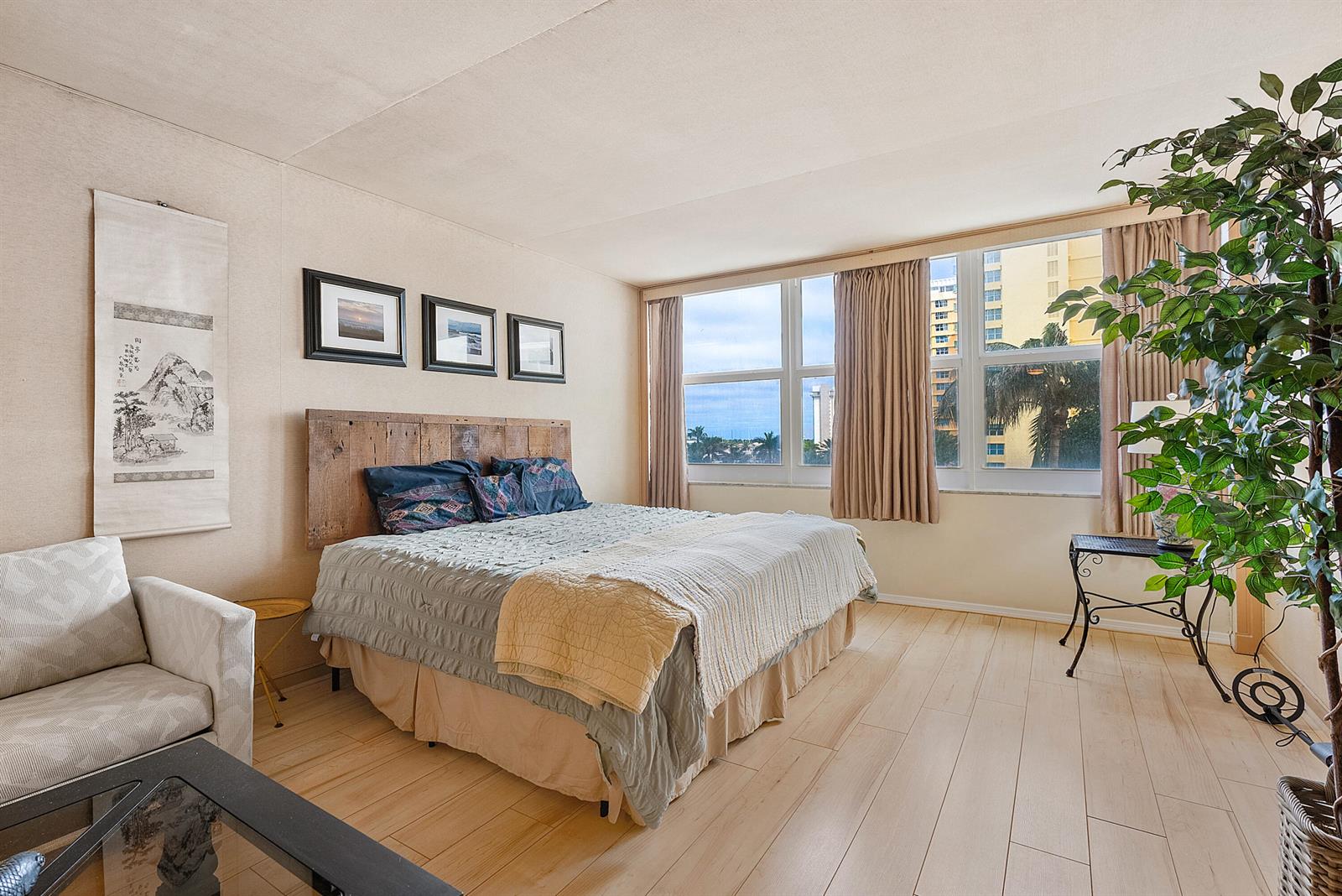 Photo of 2751 Ocean  #504n, Hollywood, Florida, 33019 - 011-2751SouthOceanDrive-Unit504N-Hollywo