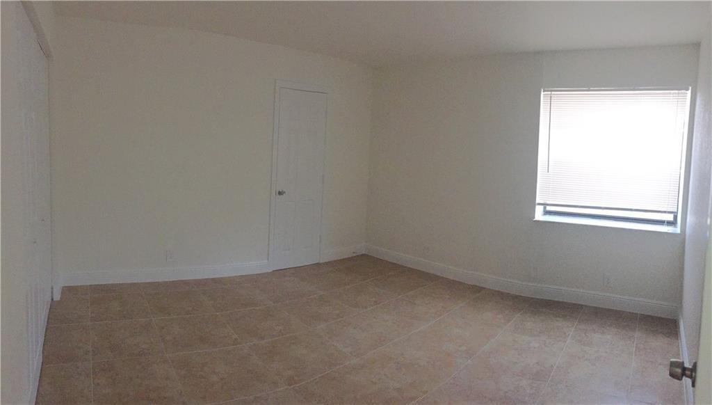 Ver detalles / 0 6800 sq. ft. $ 2025-12-23 0 foto
