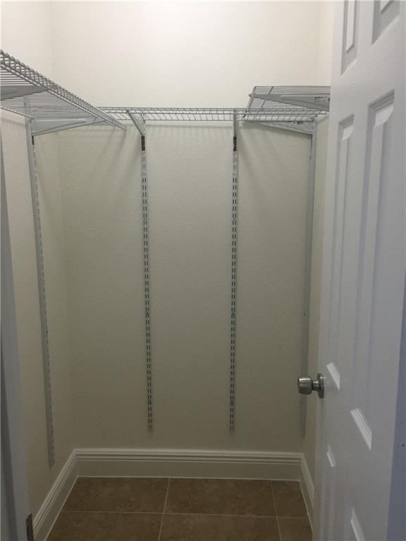 Ver detalles / 0 6800 sq. ft. $ 2025-12-23 0 foto