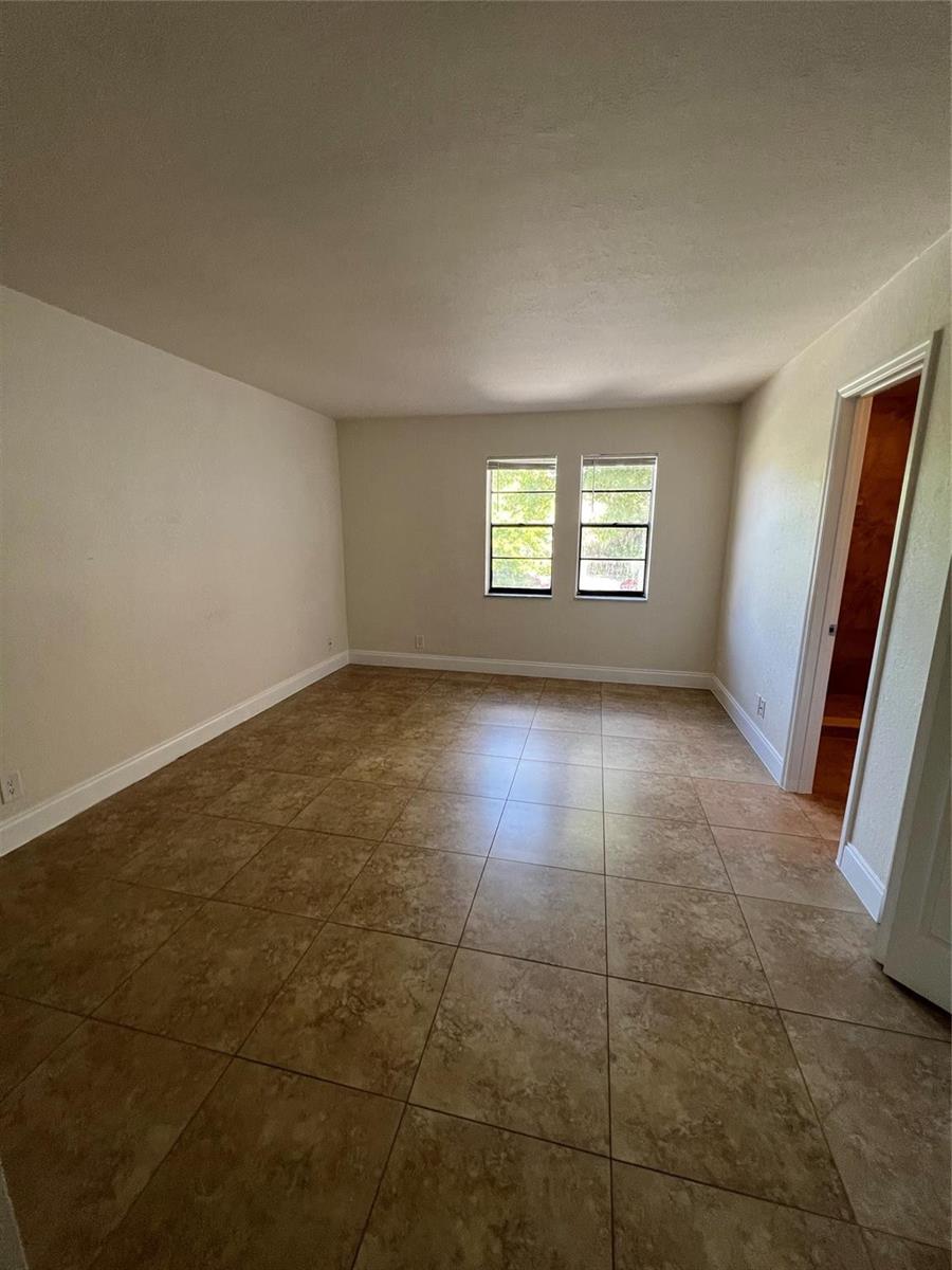 Ver detalles / 0 6800 sq. ft. $ 2025-12-23 0 foto