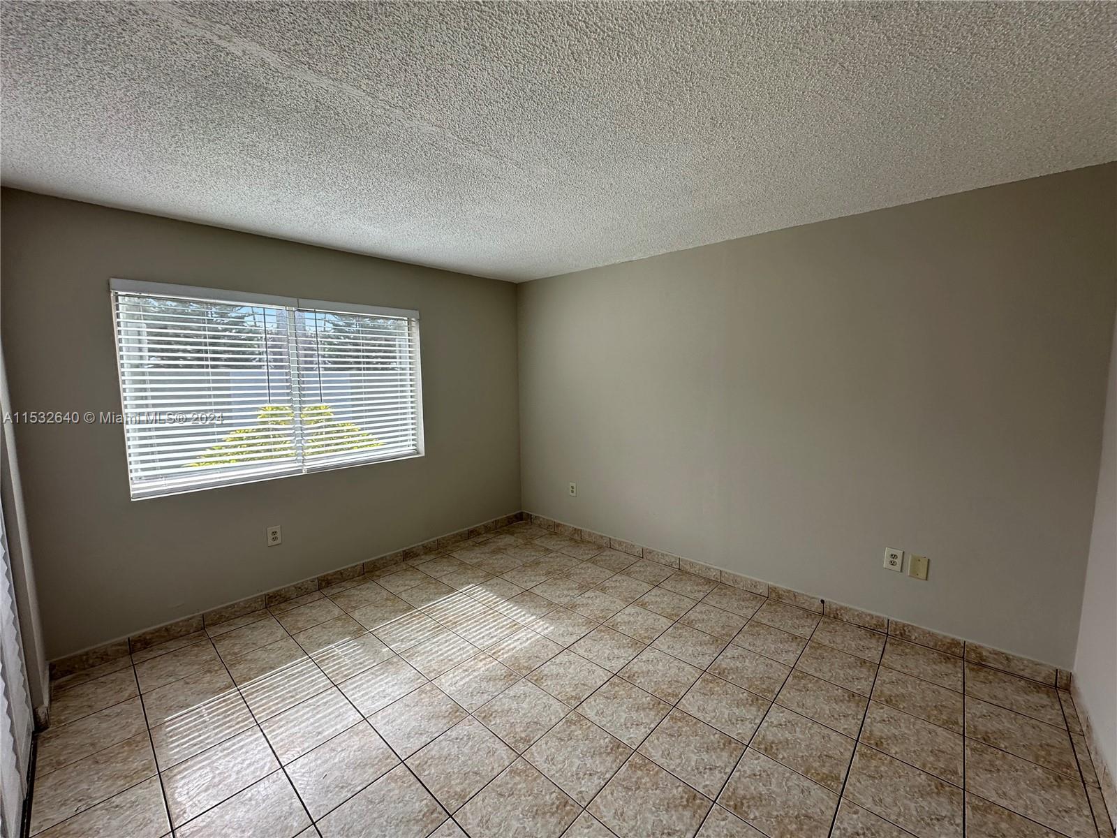 7851 152nd Ave 4014 ,Condominium, Images Of Kendall Condo for Sale