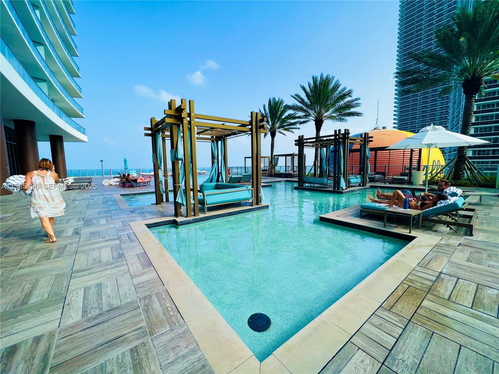 See details 2611 2 / 2 1087 sq. ft. $ 2024-02-19 0 Photo