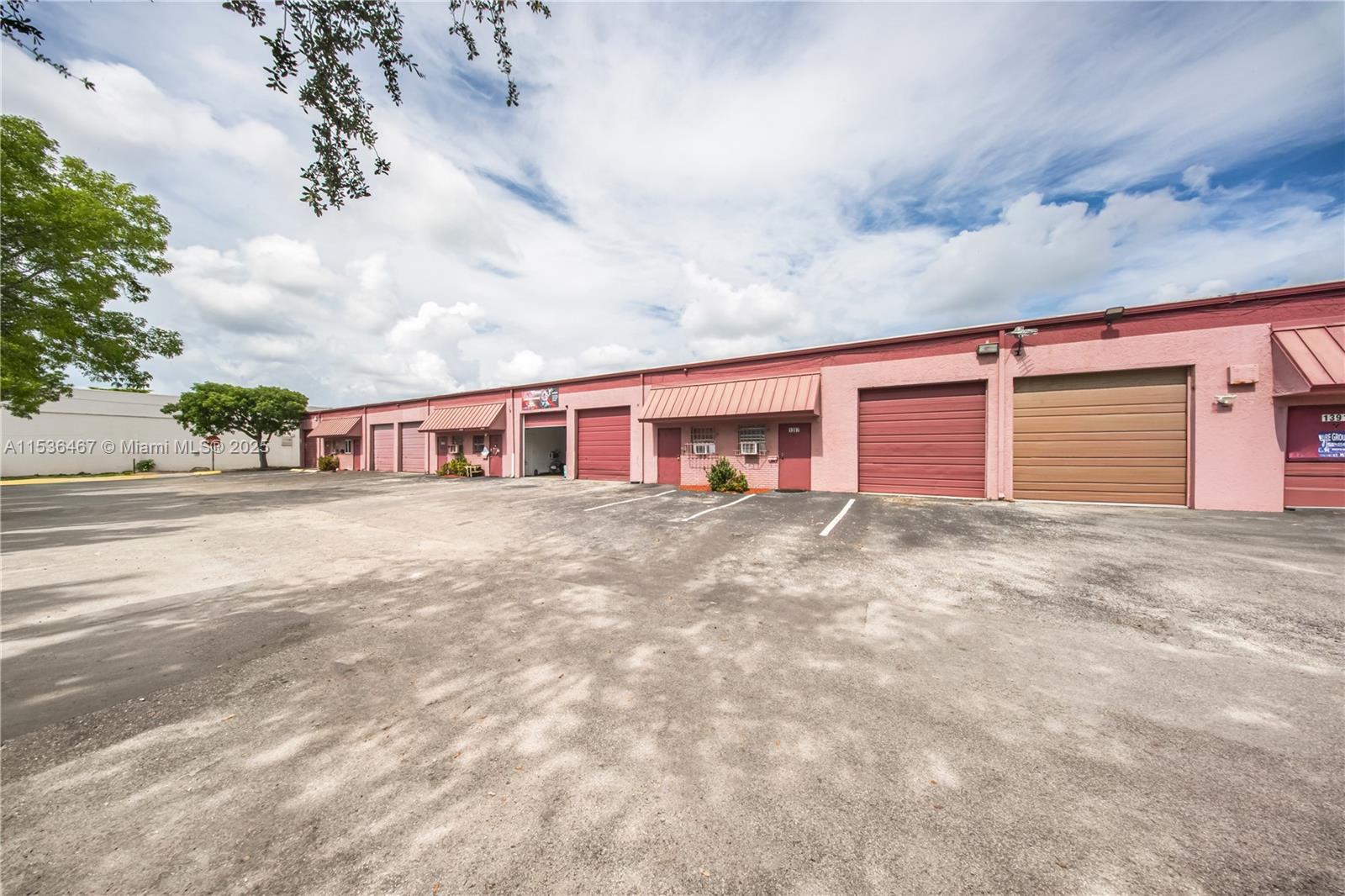 See details / sq. ft. $ 2024-02-20 0 Photo
