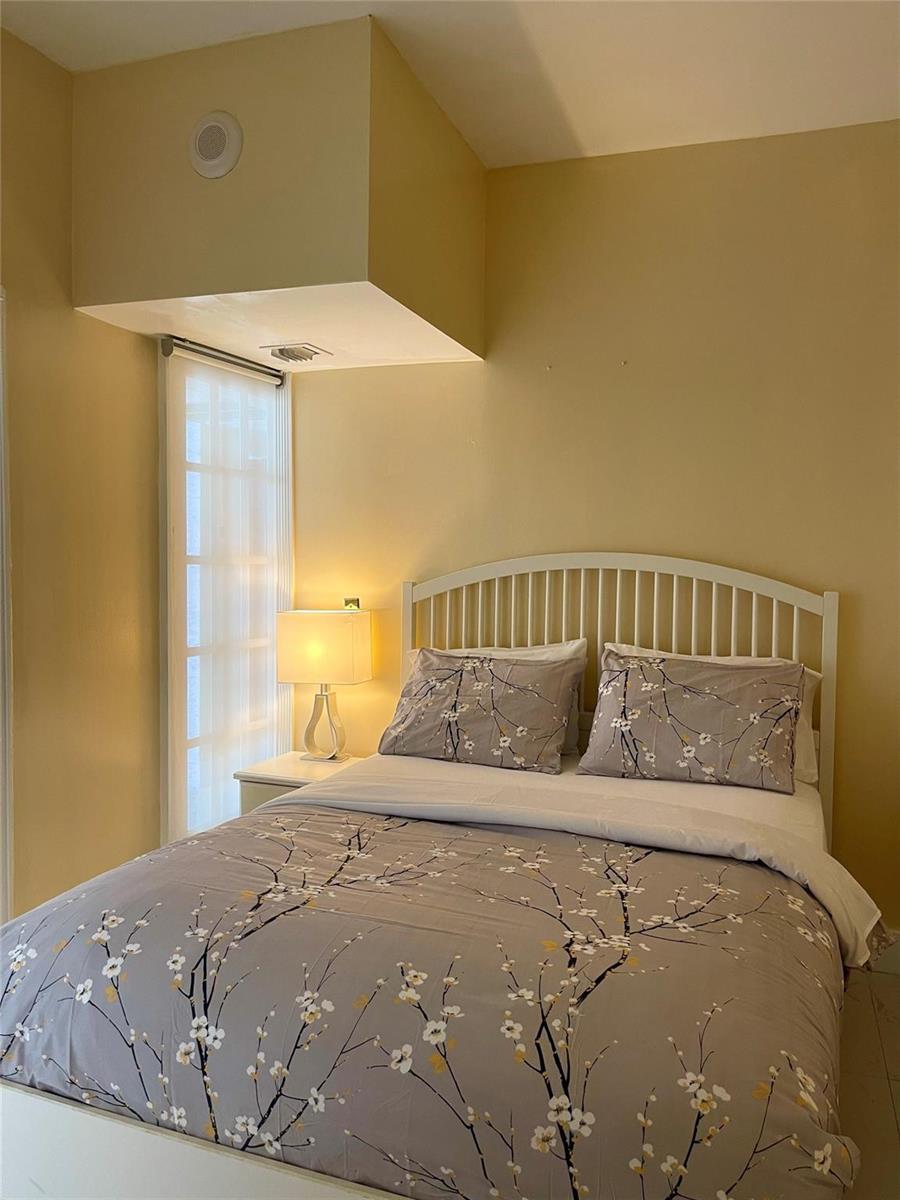   / 0 13785 sq. ft. $ 2026-06-21 0 foto