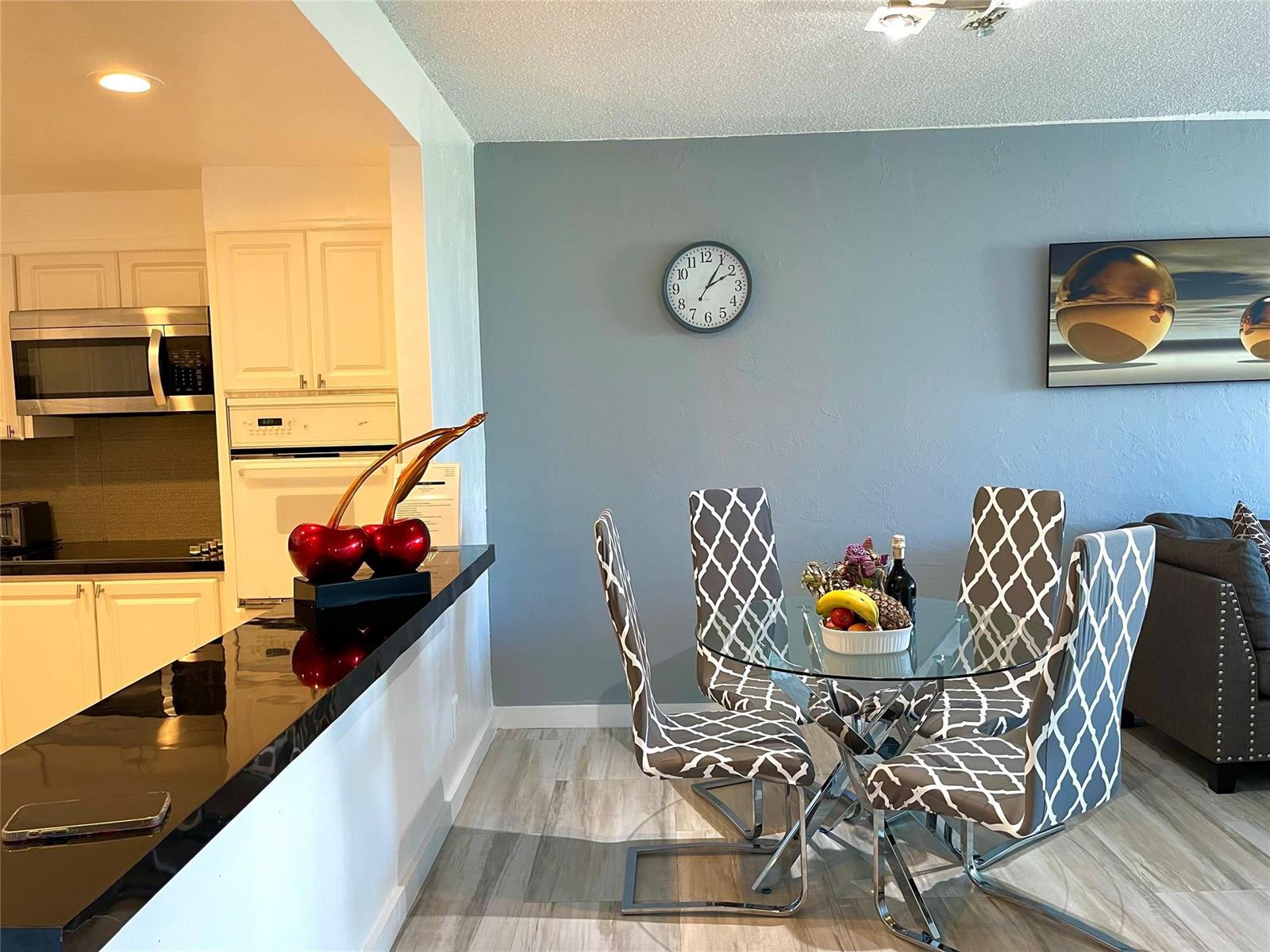   / 0 13785 sq. ft. $ 2026-06-21 0 foto