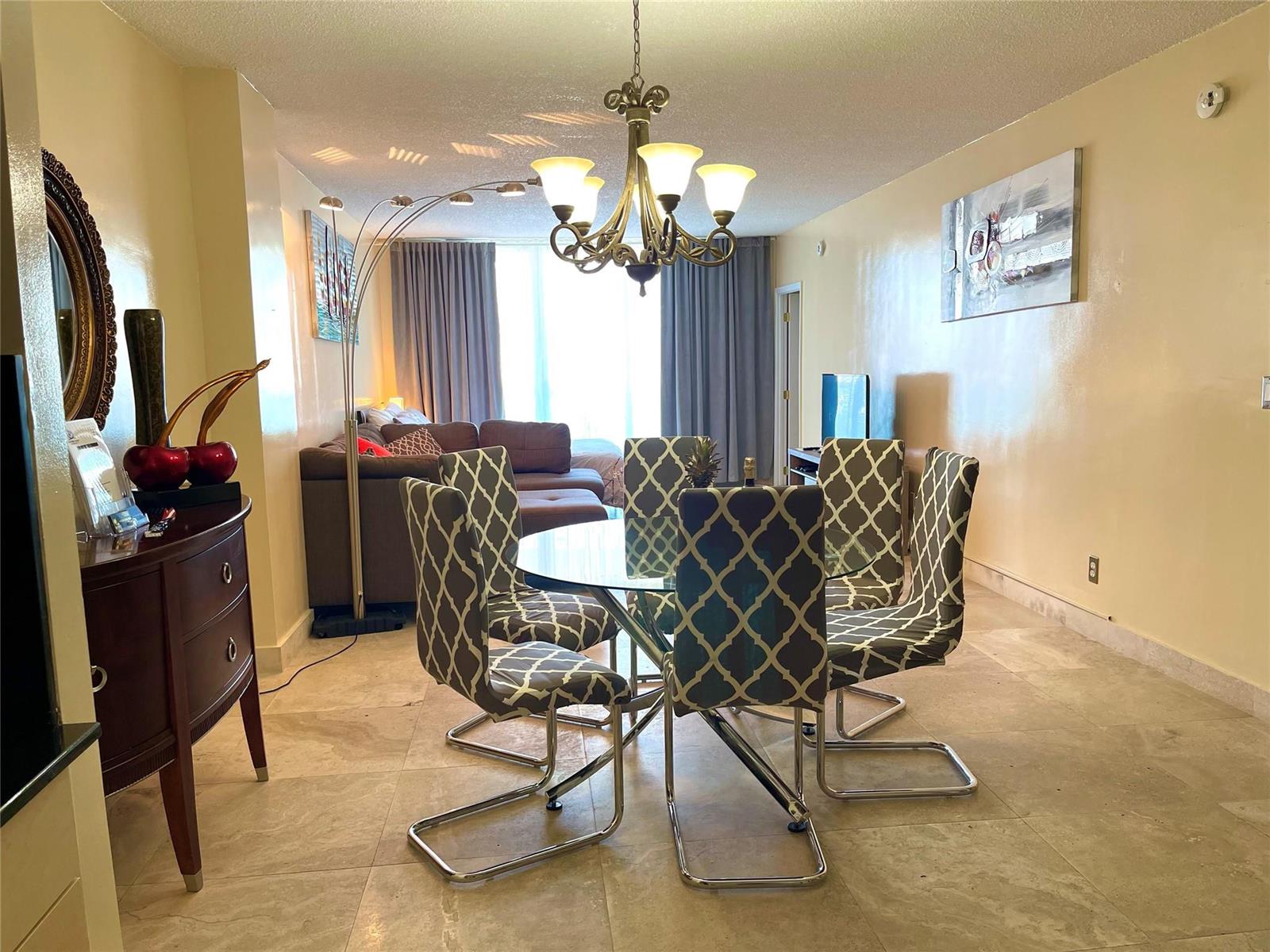   / 0 13785 sq. ft. $ 2026-06-21 0 foto
