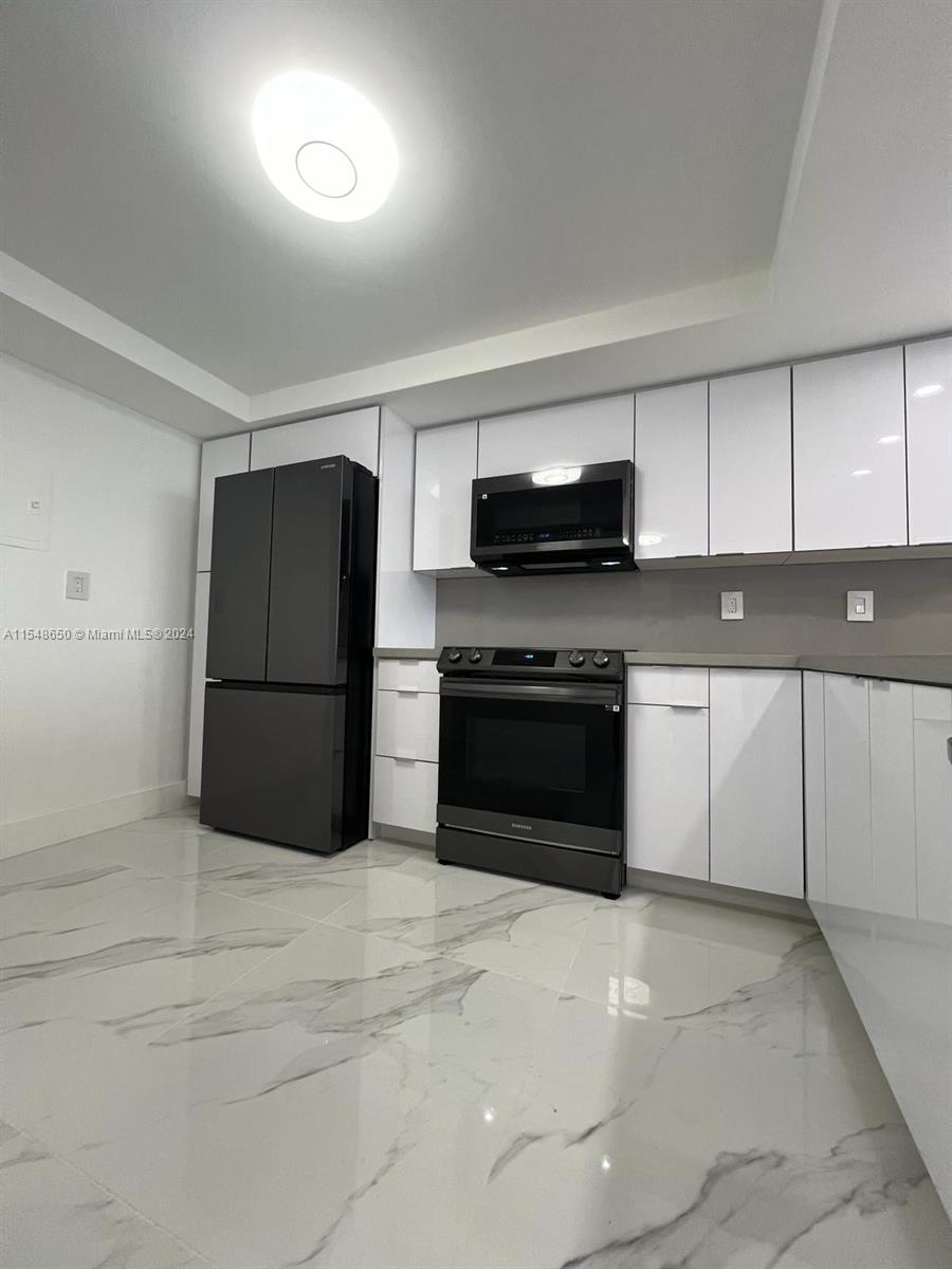 Ver detalles 1101W 1 / 1 801 sq. ft. $ 2024-09-18 0 foto