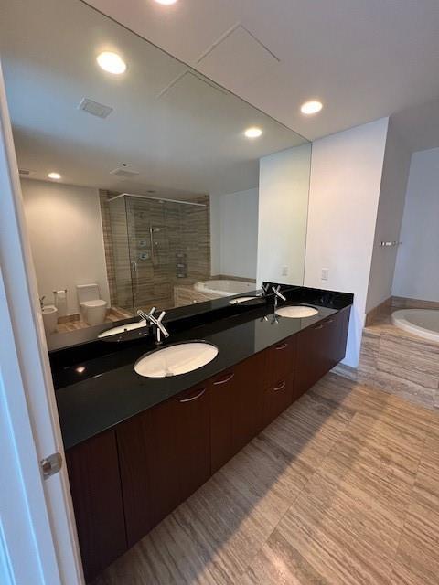 Ver detalles 502 3 / 1979 sq. ft. $ 2026-05-11 0 foto