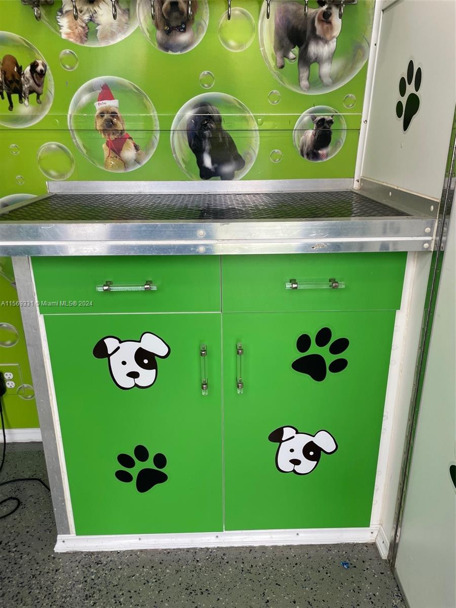 See details / sq. ft. $ 2024-04-15 0 Photo