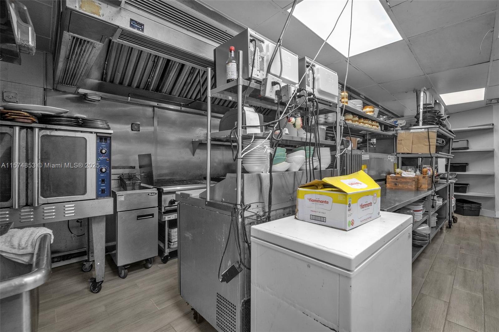 See details / sq. ft. $ 2025-07-21 0 Photo