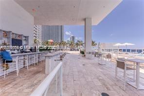 See details 3001 3 / 3 2065 sq. ft. $ 2025-10-21 0 Photo