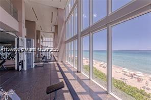 See details 3001 3 / 3 2065 sq. ft. $ 2025-10-21 0 Photo