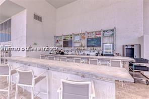 See details 3001 3 / 3 2065 sq. ft. $ 2025-10-21 0 Photo