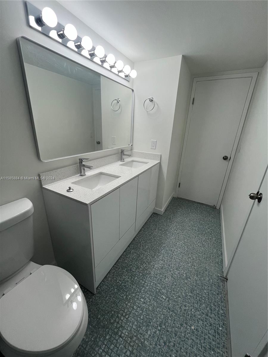 1121E 1 / 1 801 sq. ft. $ 2024-09-03 0 foto