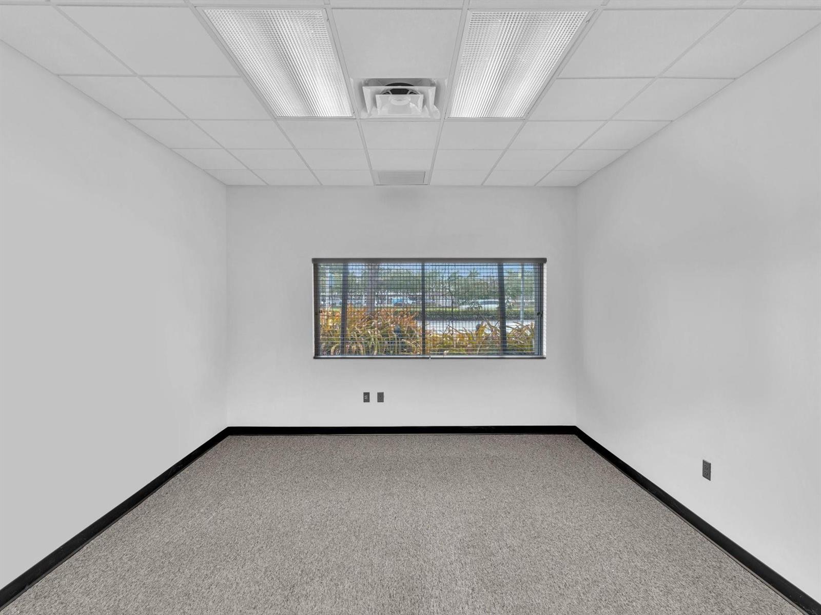   / 0  sq. ft. $ 2025-06-03 0 Photo
