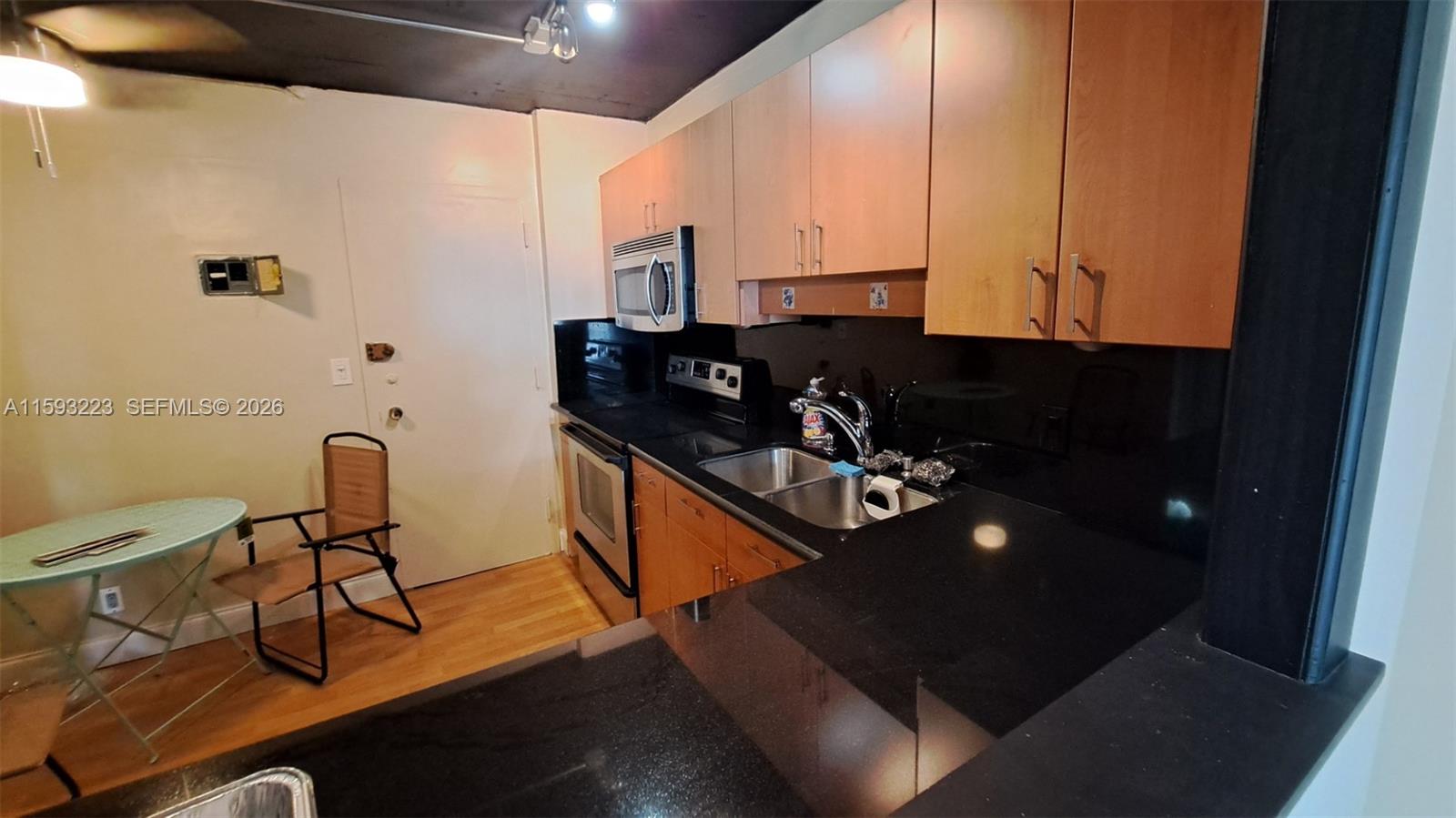 Photo of 427 Golden Isles Dr  #5H, Hallandale Beach, Florida, 33009 - 