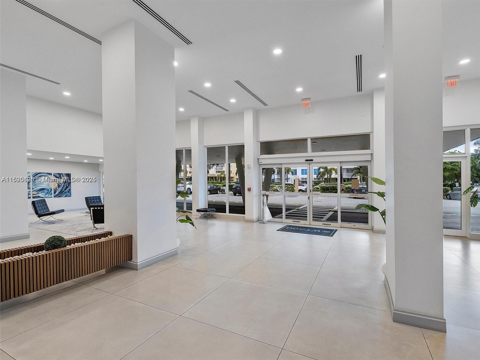 See details 1602 2 / 2 1276 sq. ft. $ 2025-10-03 0 Photo