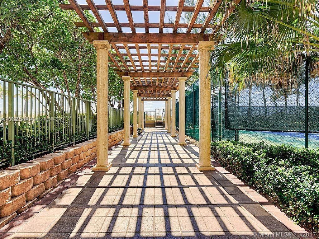 Photo of 2080 Ocean Dr #905, Hallandale Beach, Florida, 33009 - BEACH ACCESS