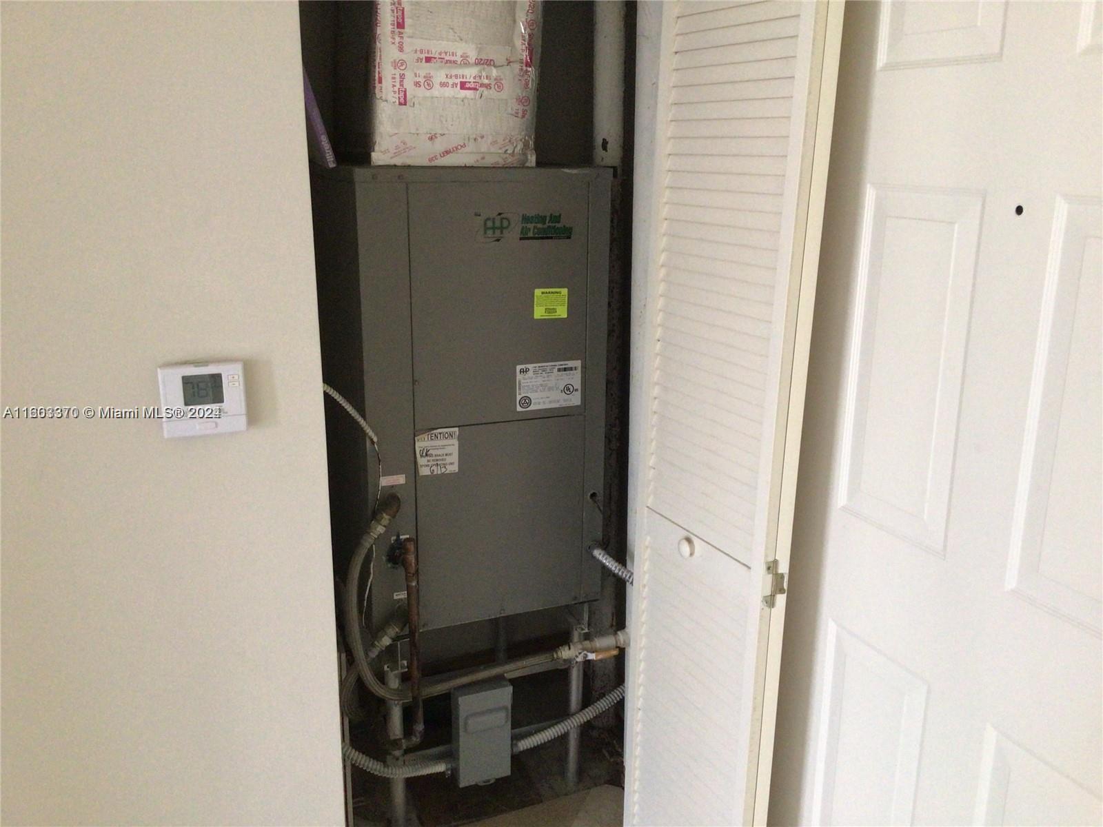 Photo of 2080 Ocean Dr #905, Hallandale Beach, Florida, 33009 - A/C CLOSET