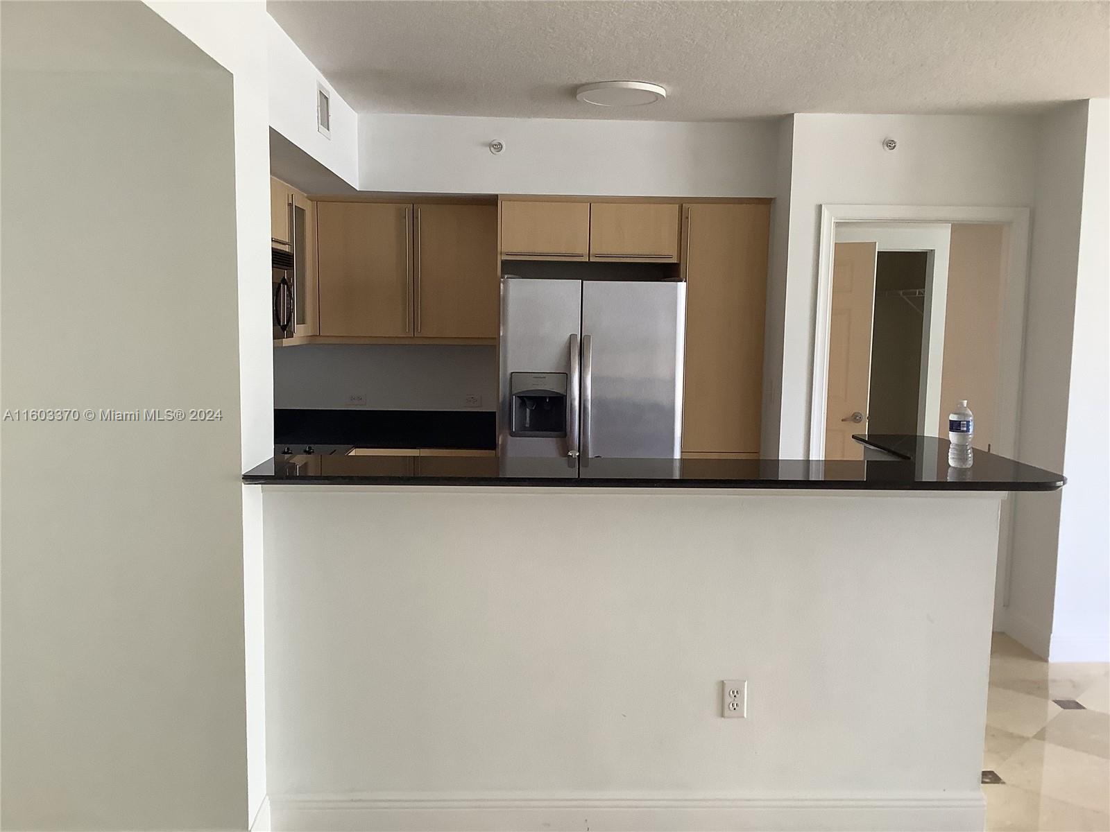 Photo of 2080 Ocean Dr #905, Hallandale Beach, Florida, 33009 - DINNING ROOM