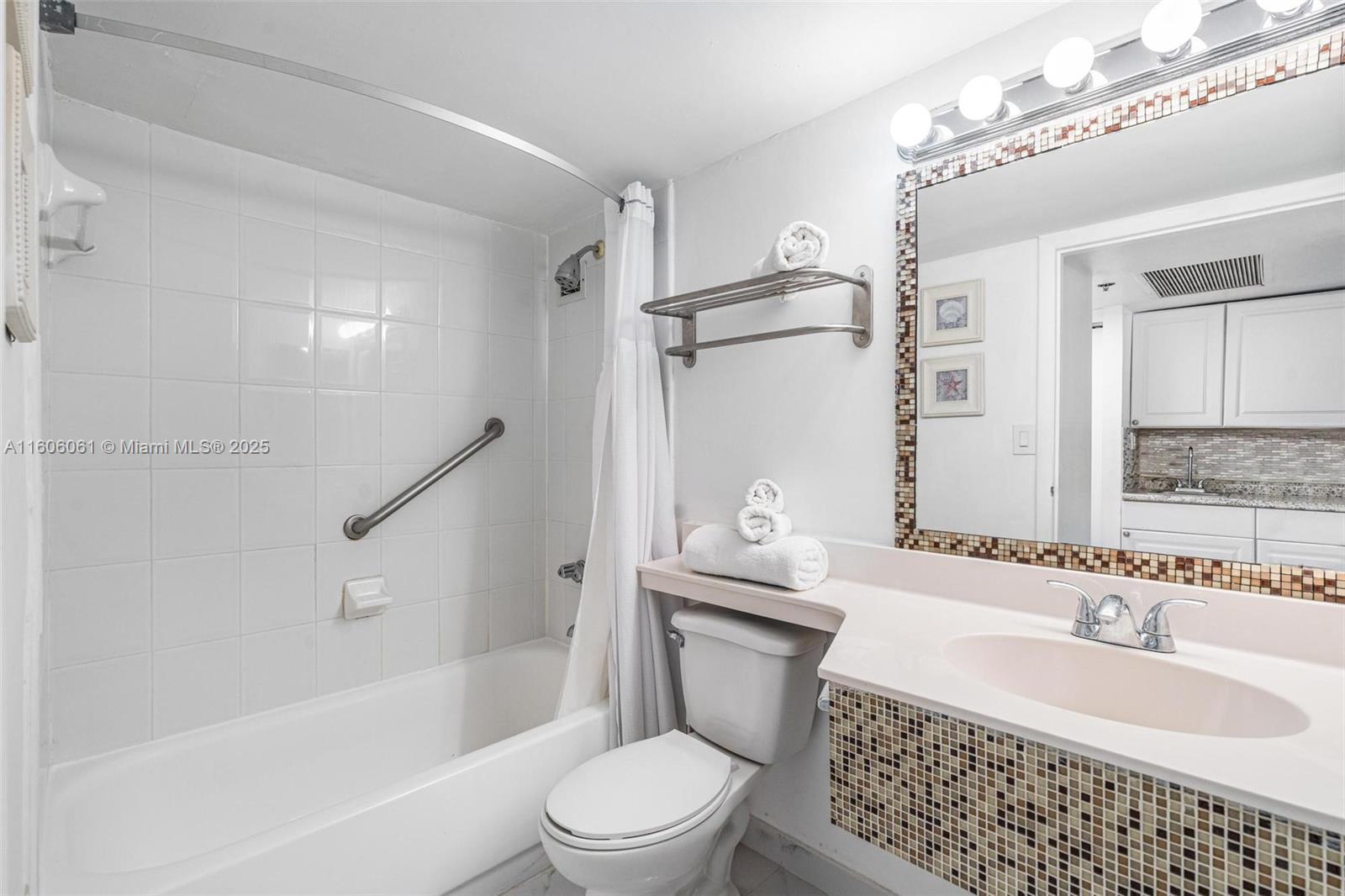 Photo of 19201 Collins Ave #104, Sunny Isles Beach, Florida, 33160 -