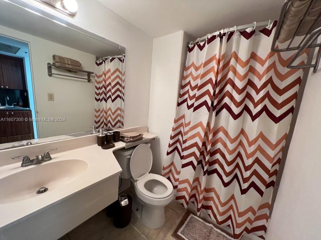 Photo of 19201 Collins Ave  #428, Sunny Isles Beach, Florida, 33160 - 
