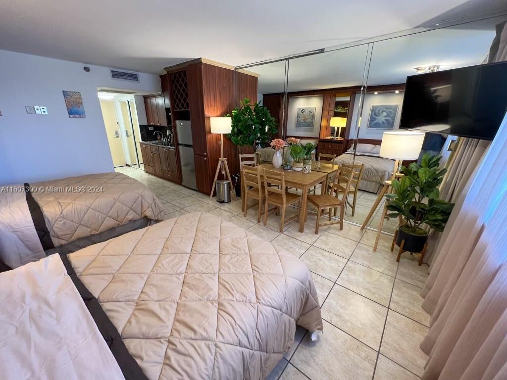 Photo of 19201 Collins Ave  #428, Sunny Isles Beach, Florida, 33160 - 
