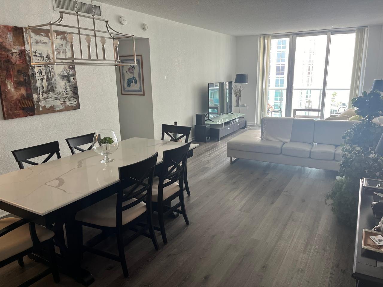 Photo of 3901 Ocean #10j, Hollywood, Florida, 33019 - Photo 3