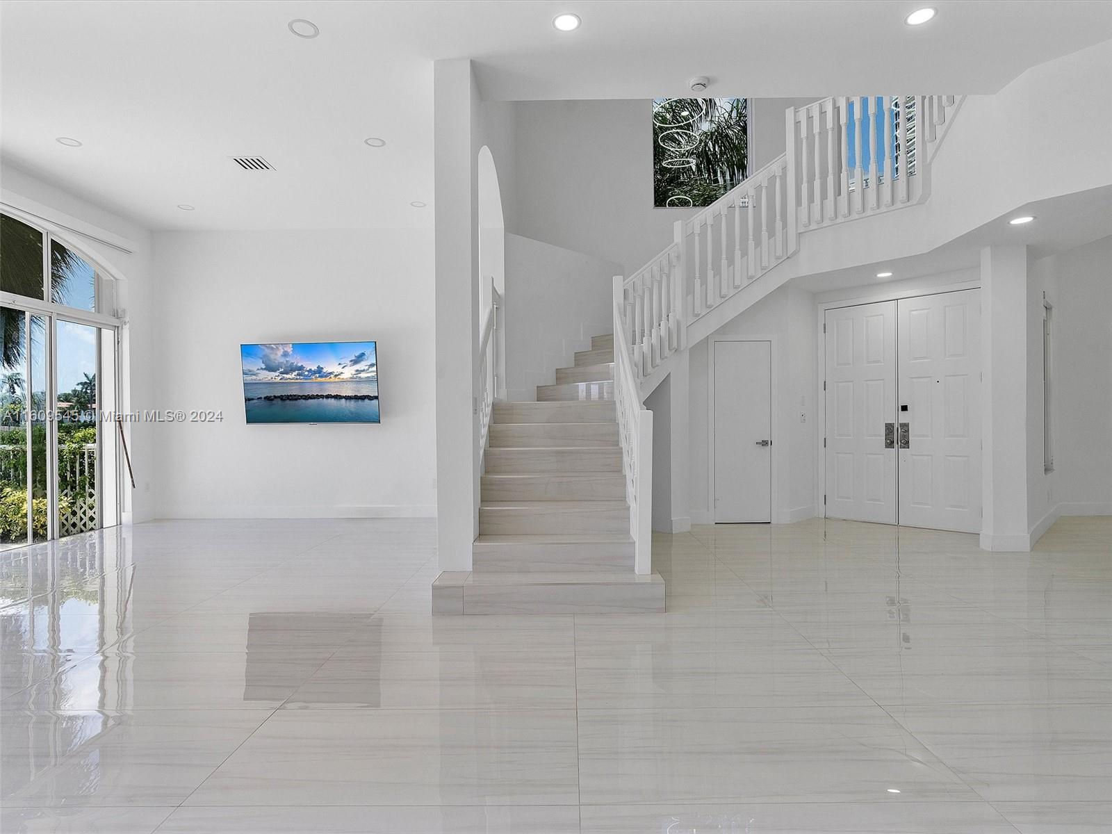 Photo of 21301 38th Ave  (21301), Aventura, Florida, 33180 - 