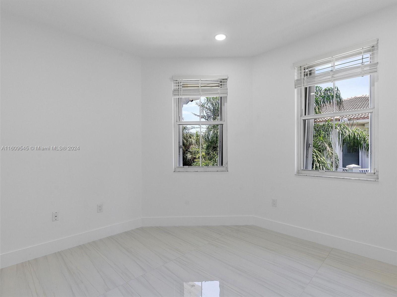 Photo of 21301 38th Ave  (21301), Aventura, Florida, 33180 - Bedroom #2