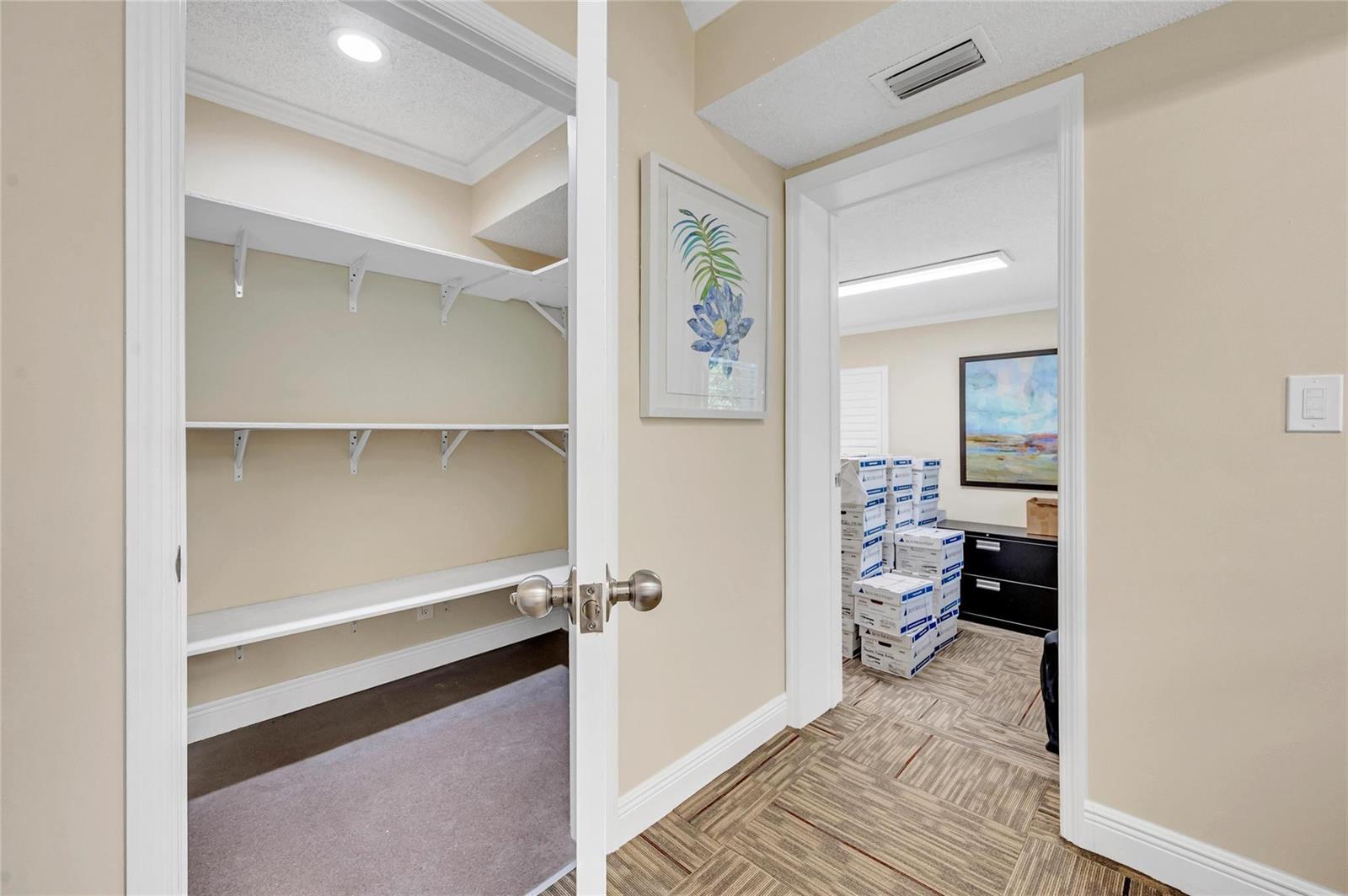 Ver detalles / 0 sq. ft. $ 2026-04-10 0 foto